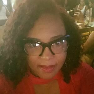 Meet your Posher, Luckye